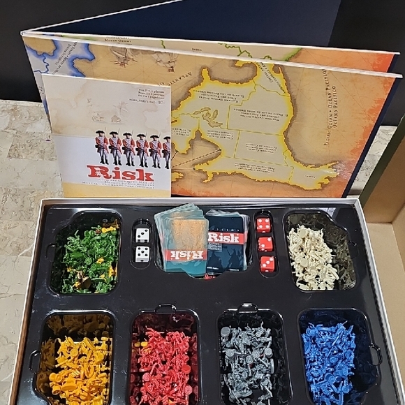 Risk: The Game Of Global Domination  (complete with Golden Calvary Token) - Picture 5 of 5